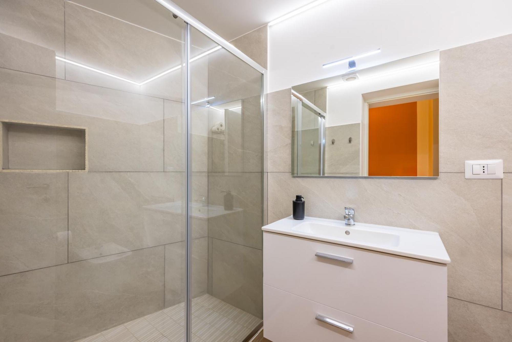 Lioy 25 By Napoliapartments 外观 照片