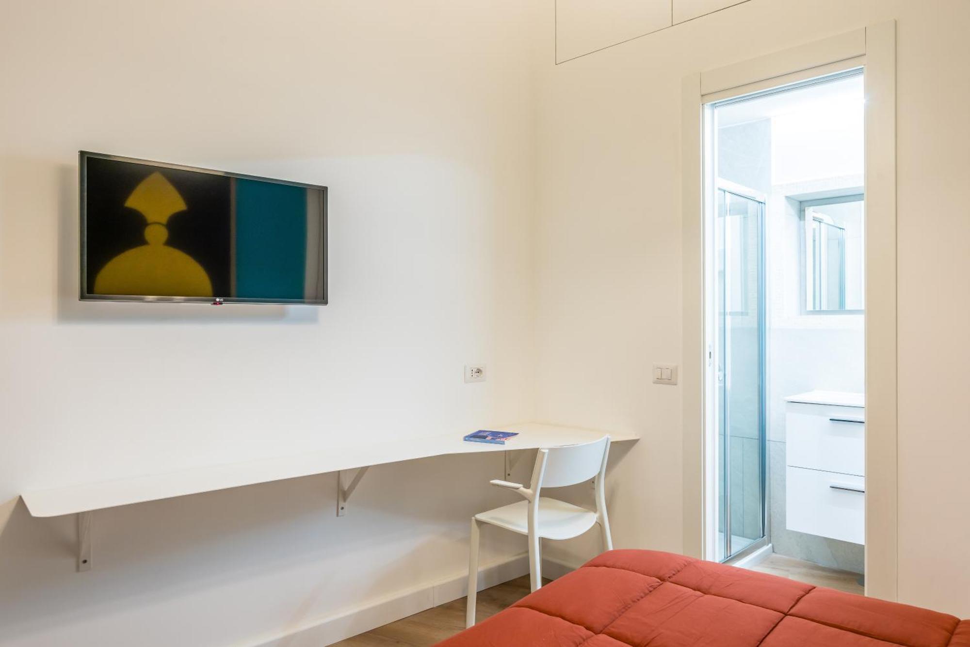 Lioy 25 By Napoliapartments 外观 照片