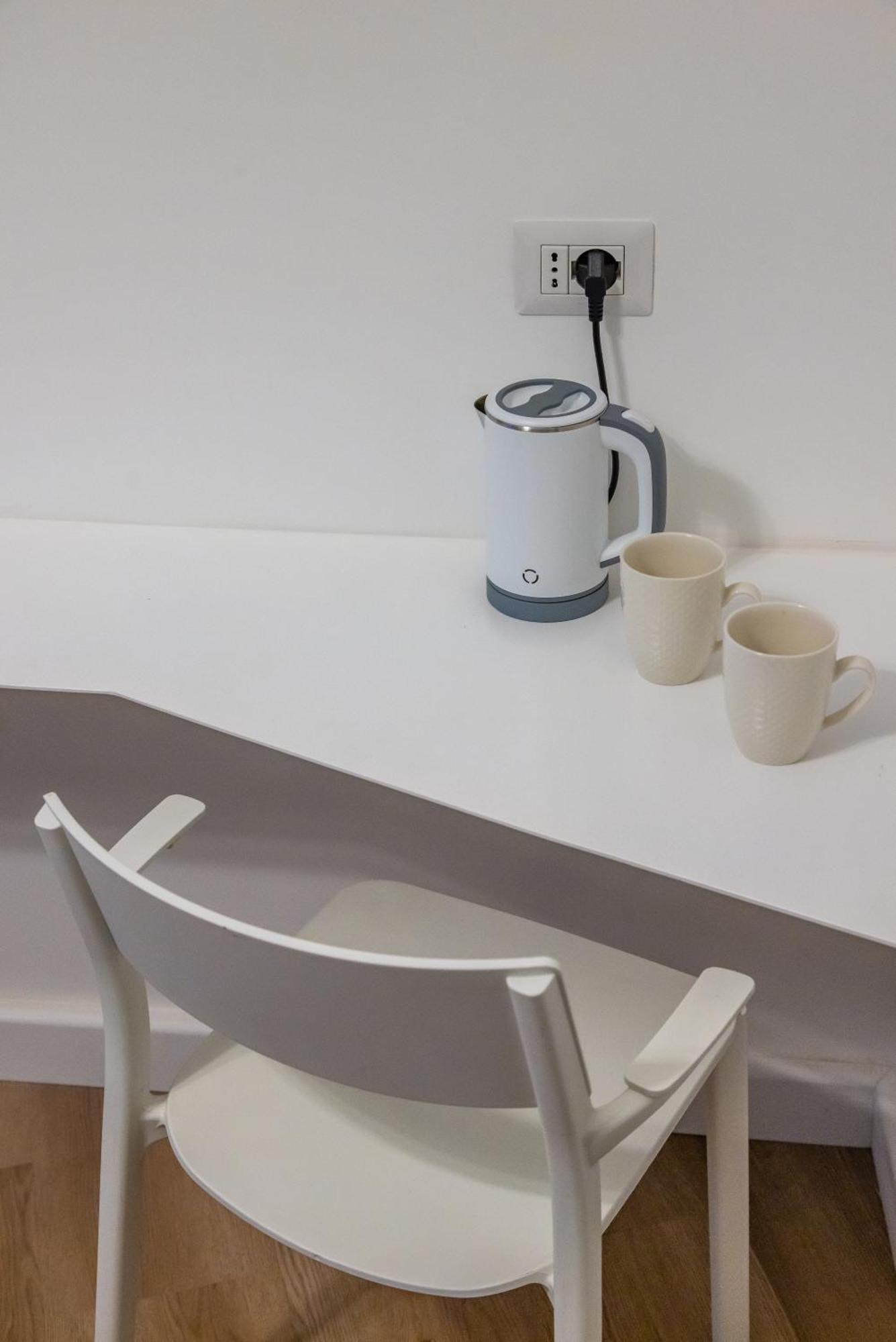 Lioy 25 By Napoliapartments 外观 照片