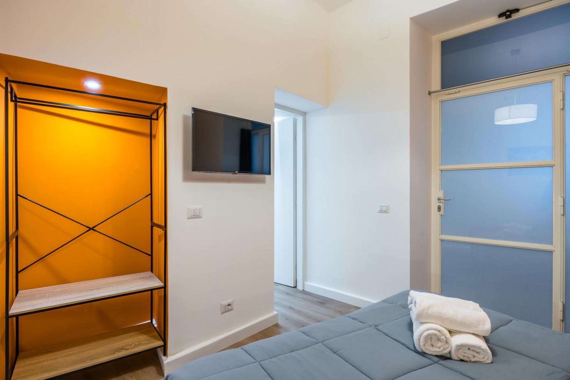 Lioy 25 By Napoliapartments 外观 照片
