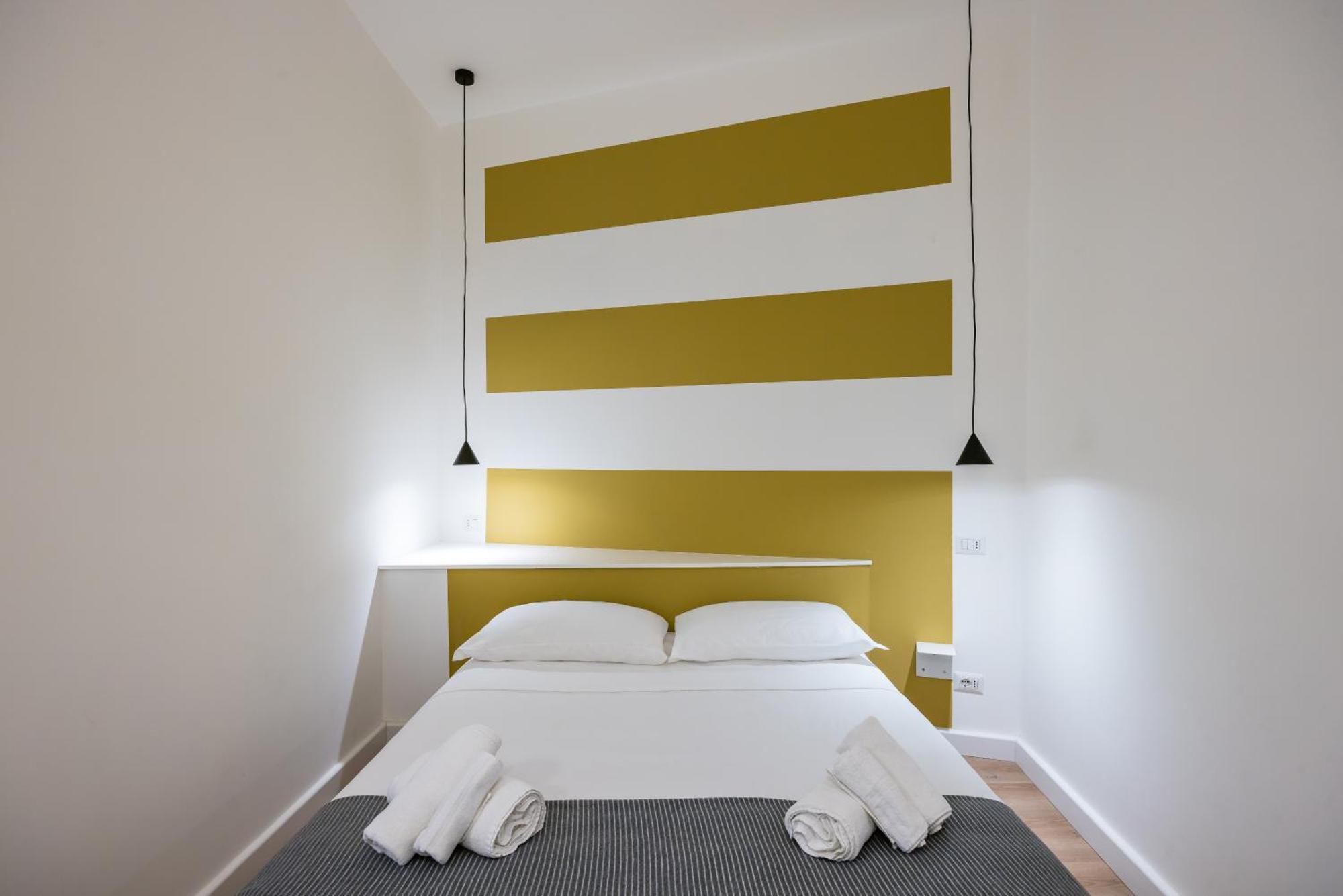 Lioy 25 By Napoliapartments 外观 照片