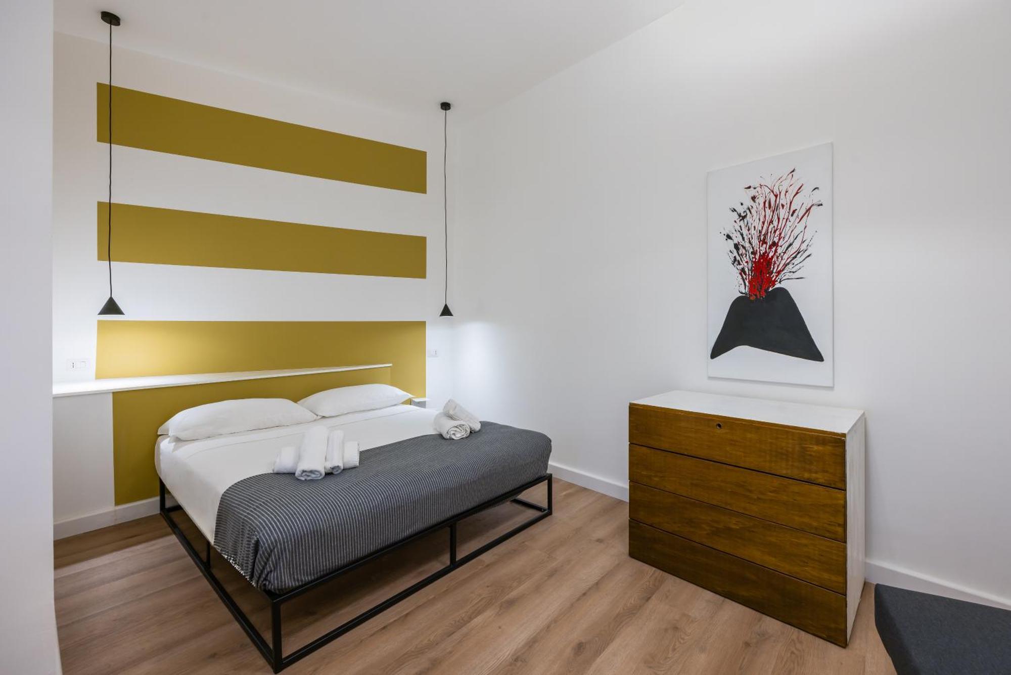 Lioy 25 By Napoliapartments 外观 照片